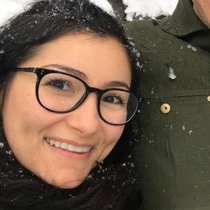 Meet your Posher, Alix